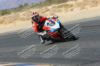 media/Feb-13-2022-SoCal Trackdays (Sun) [[c9210d39ca]]/Turn 7 Inside (1040am)/